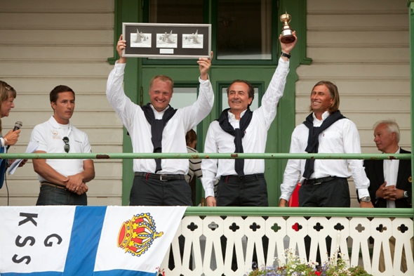 яхт-клуб "ПИРогово", золотой кубок дракона bmw 2010, bmw dragon gold cup 2010, победители соревнований, кирилюк, шалагин, логинов 