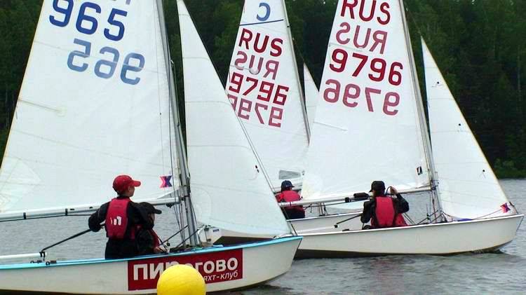 яхта кадет, регата, яхт клуб, детская парусная школа пирогово