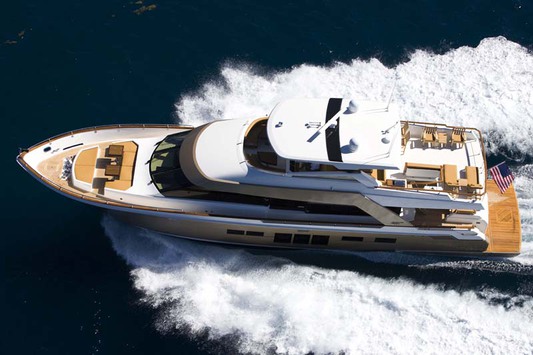 Яхта 76 Breeze яхтенной верфи Lazzara Yachts