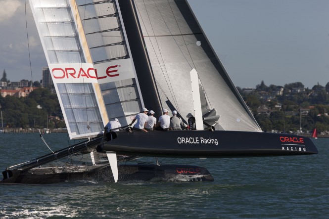 катамаран AC 54 команды Oracle