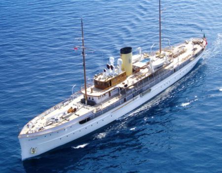 Новости. Супер-яхта автомобильного магната Горация Доджа SS Delphine выставлена на продажу. 