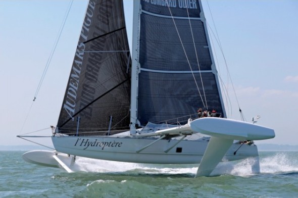 Самое быстрое судно Hydroptere
