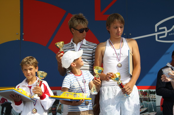яхт-клуб "ПИРогово", детская парусная школа, регата kinder cup, эм-ка, курагин, колганов, михненко, ненашев, III место