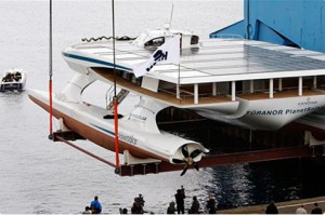 катамаран, солнечные баратери, кругосветное путешествие, новости, лодка